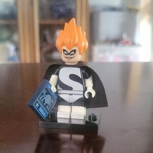 LEGO Syndrome, Disney Series 1 Minifigure
